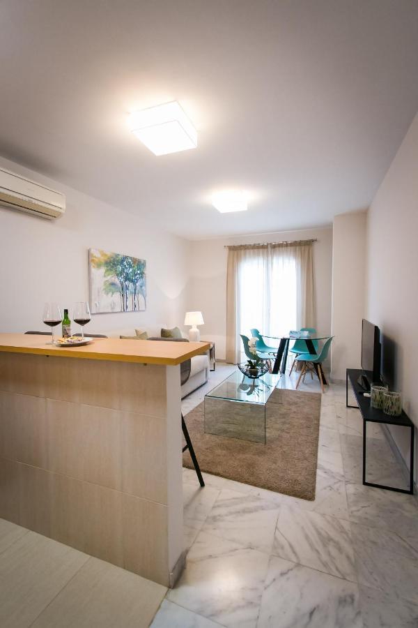 Holidays2Malaga Pena Parking & French Balcony & Smart Tv Dış mekan fotoğraf