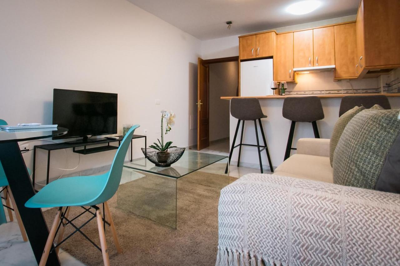 Holidays2Malaga Pena Parking & French Balcony & Smart Tv Dış mekan fotoğraf